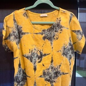 Antik Batik Yellow and Black Tie-Dye Tee